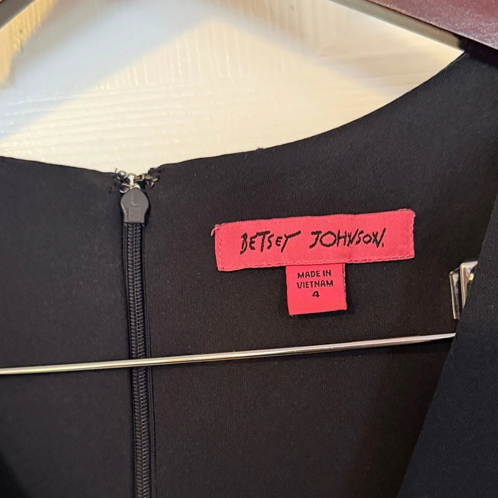 Betsey Johnson Black Sleeveless Midi Dress - Picture 2 of 3